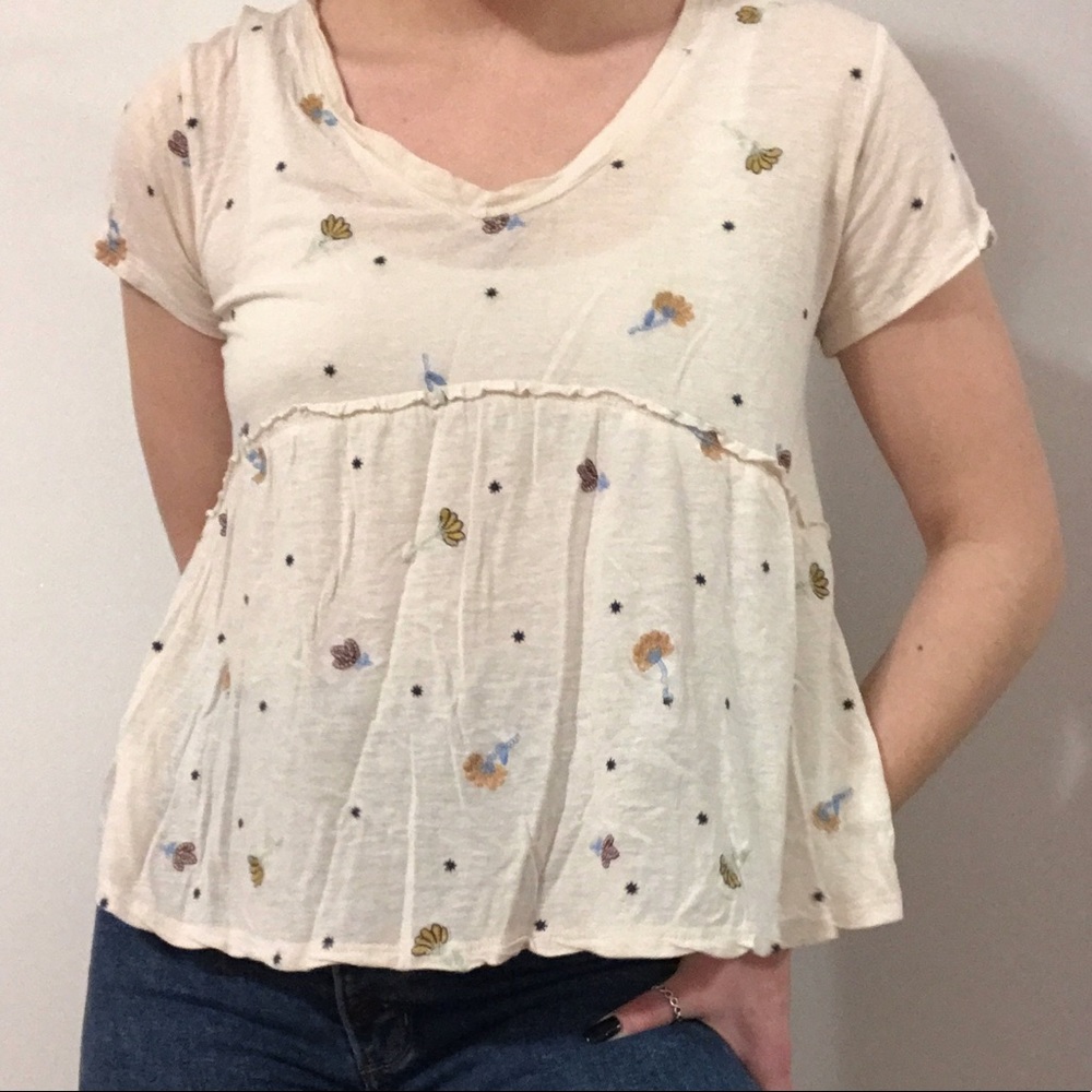 Flowy Babydoll Style Shirt. Size Small.